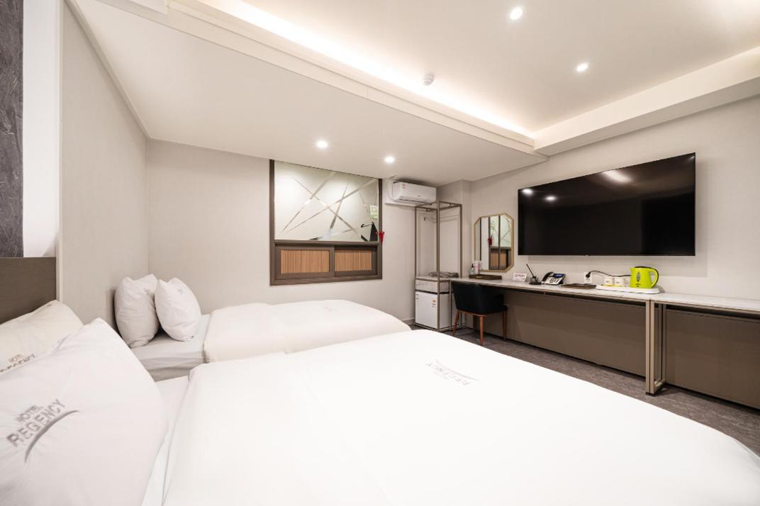 Bundang Regency Hotel Seongnam Bagian luar foto