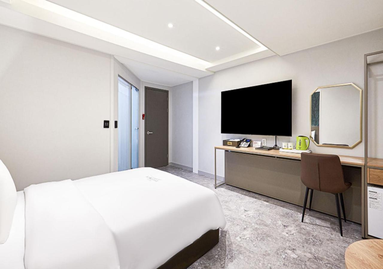 Bundang Regency Hotel Seongnam Bagian luar foto