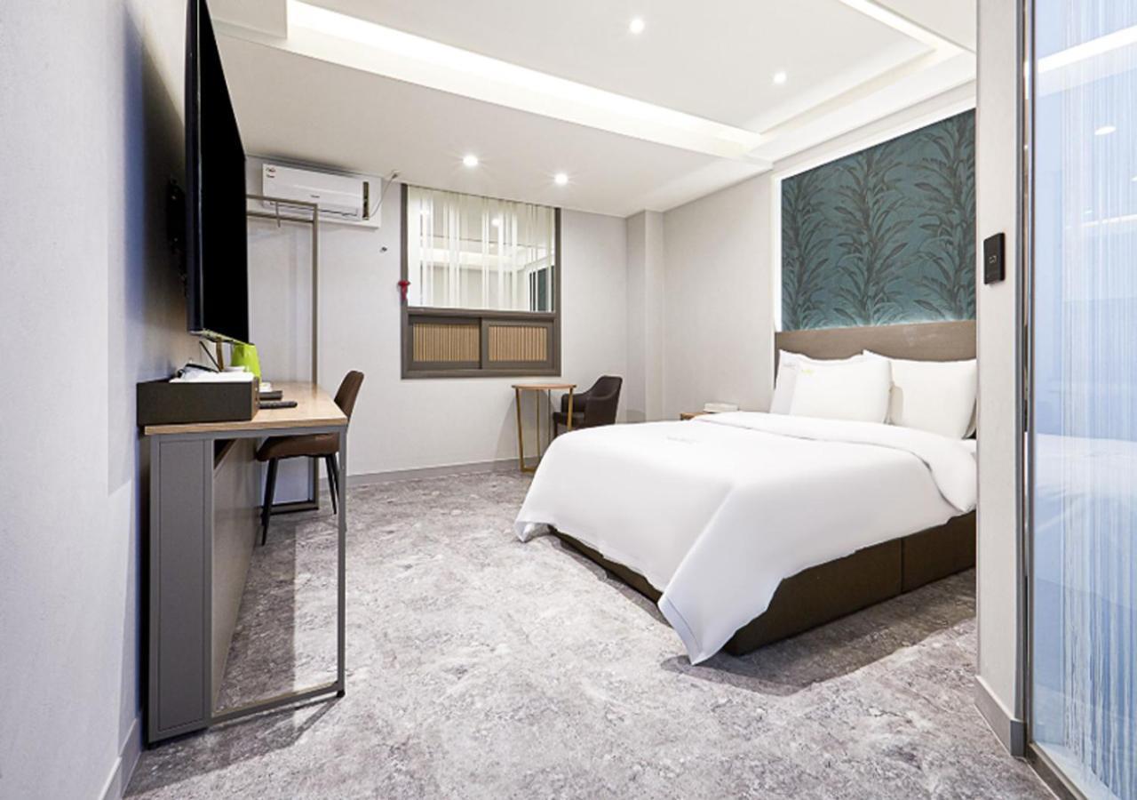 Bundang Regency Hotel Seongnam Bagian luar foto
