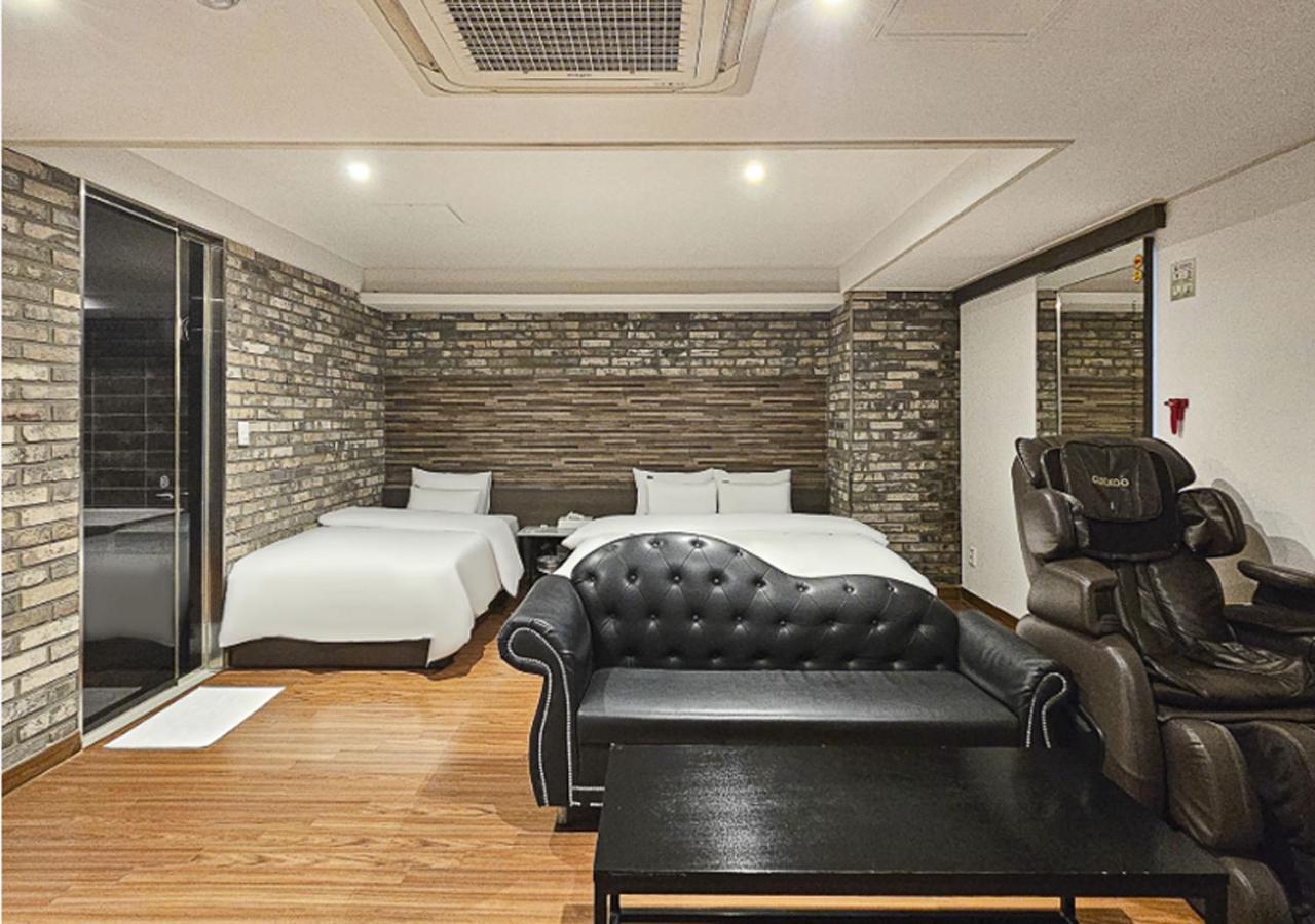 Bundang Regency Hotel Seongnam Bagian luar foto