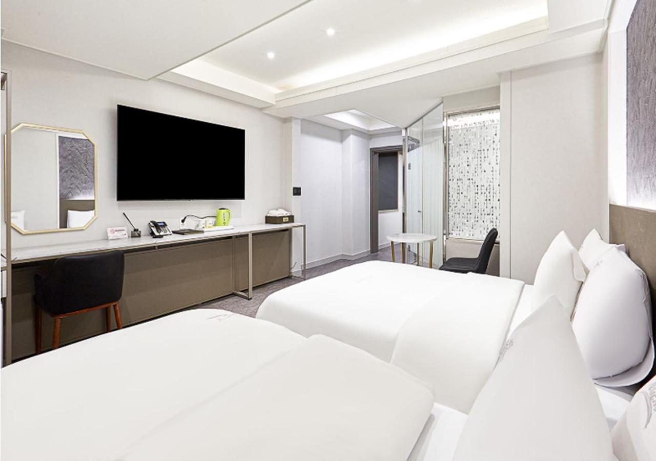 Bundang Regency Hotel Seongnam Bagian luar foto