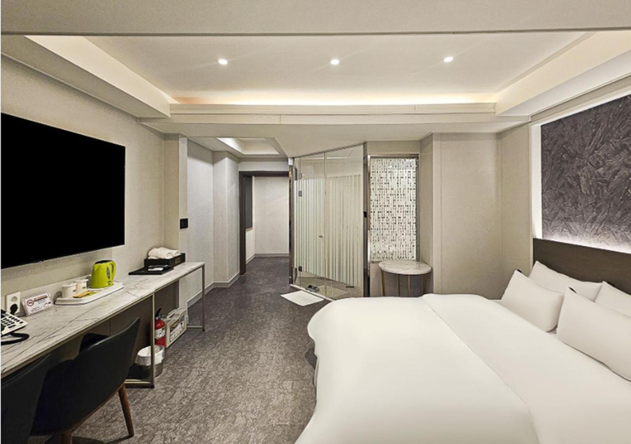 Bundang Regency Hotel Seongnam Bagian luar foto