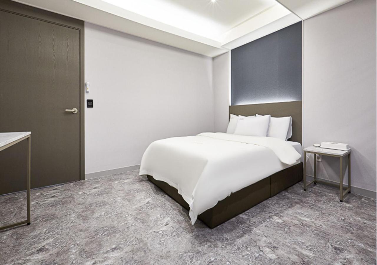 Bundang Regency Hotel Seongnam Bagian luar foto