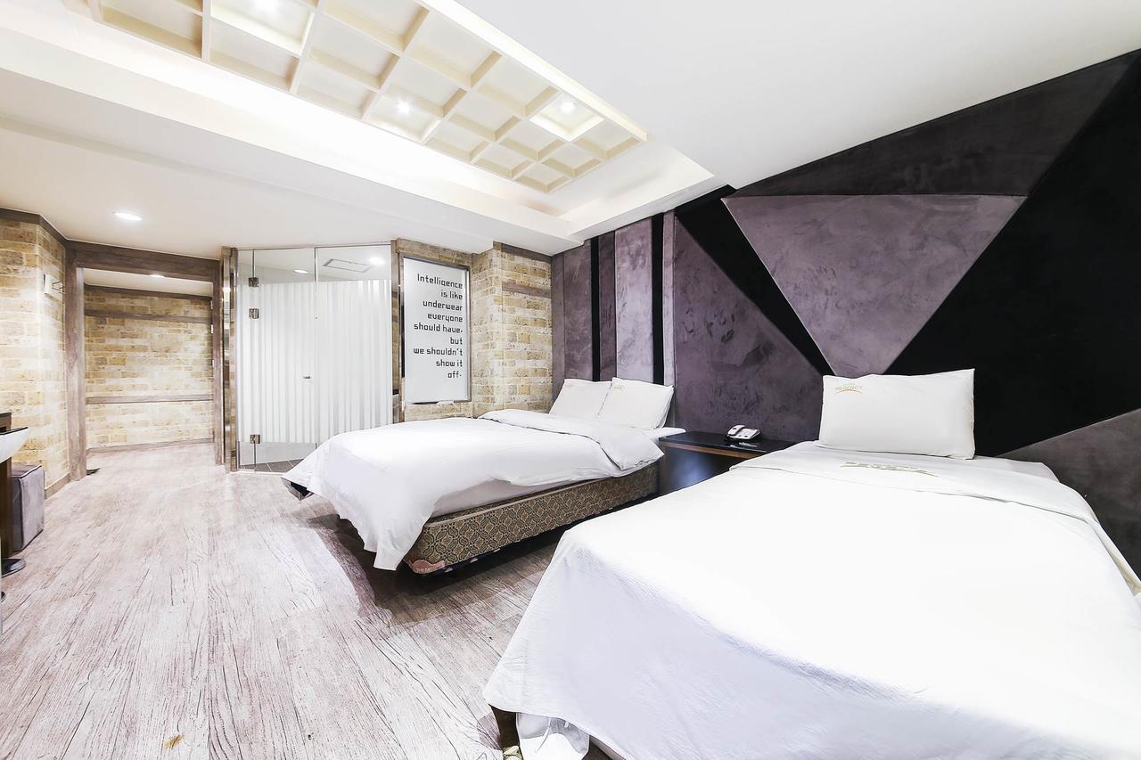 Bundang Regency Hotel Seongnam Bagian luar foto